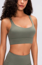 Cargar imagen en el visor de la galería, Sport bra cruzado
